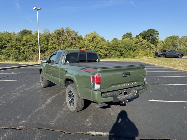2022 Toyota Tacoma SR5 photo 4