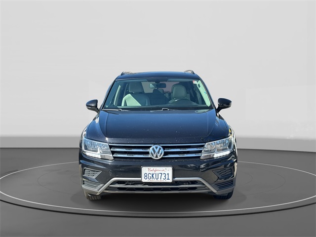 Used 2018 Volkswagen Tiguan SE with VIN 3VV3B7AX3JM207252 for sale in Glendale, CA