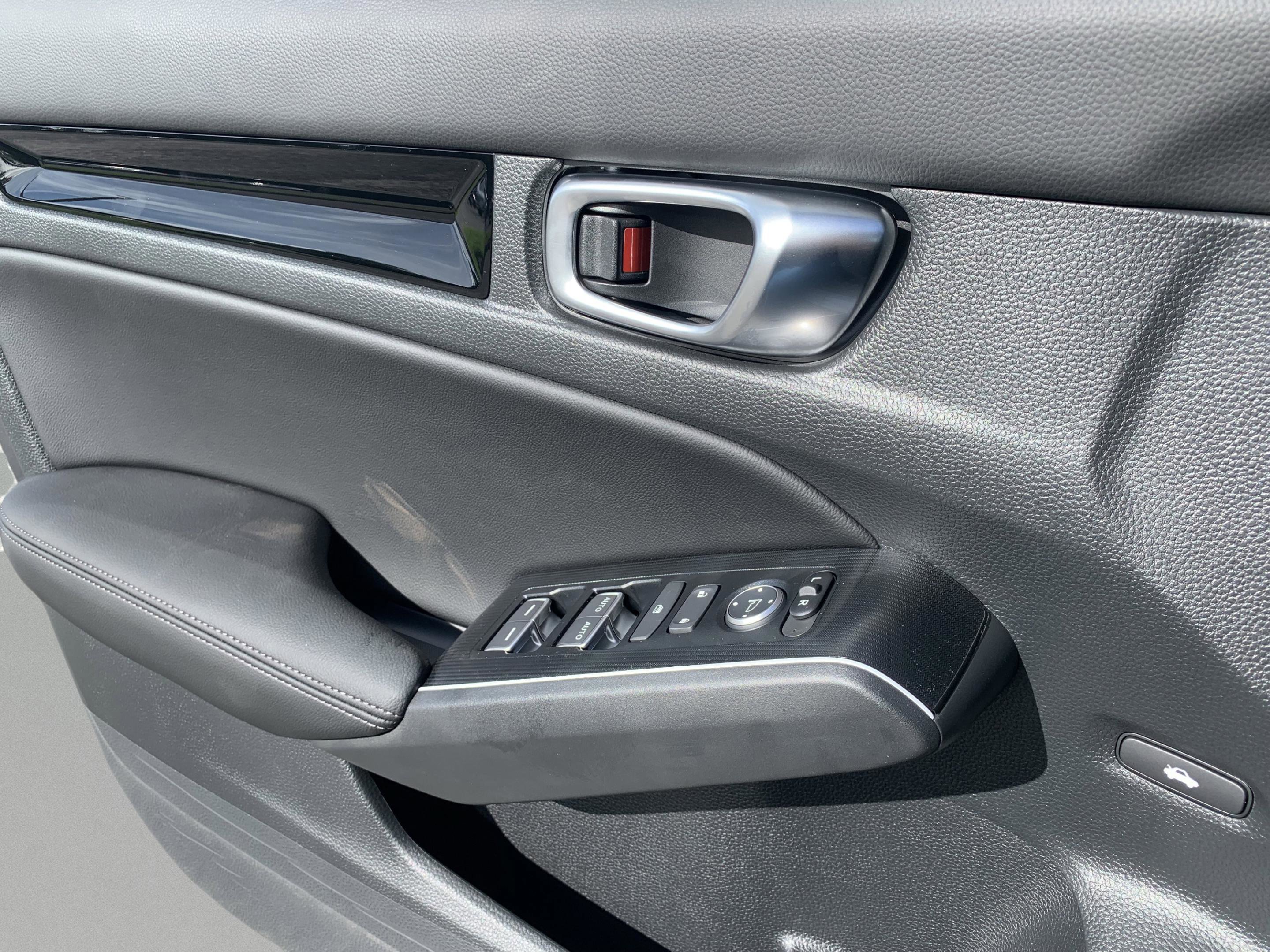 2026 Honda Civic Hybrid photo 19