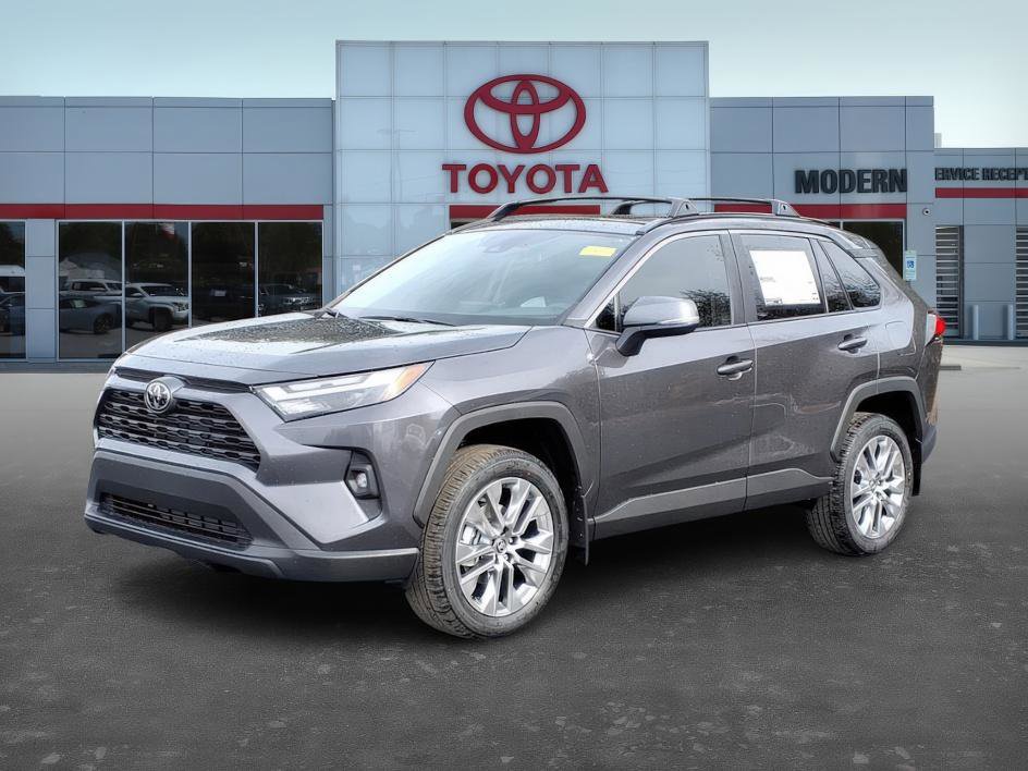 2025 Toyota RAV4 XLE Premium's photo
