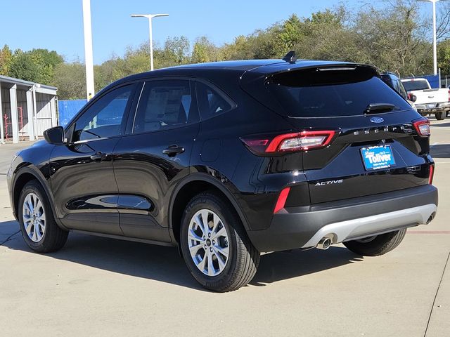 2026 Ford Escape Active photo 2