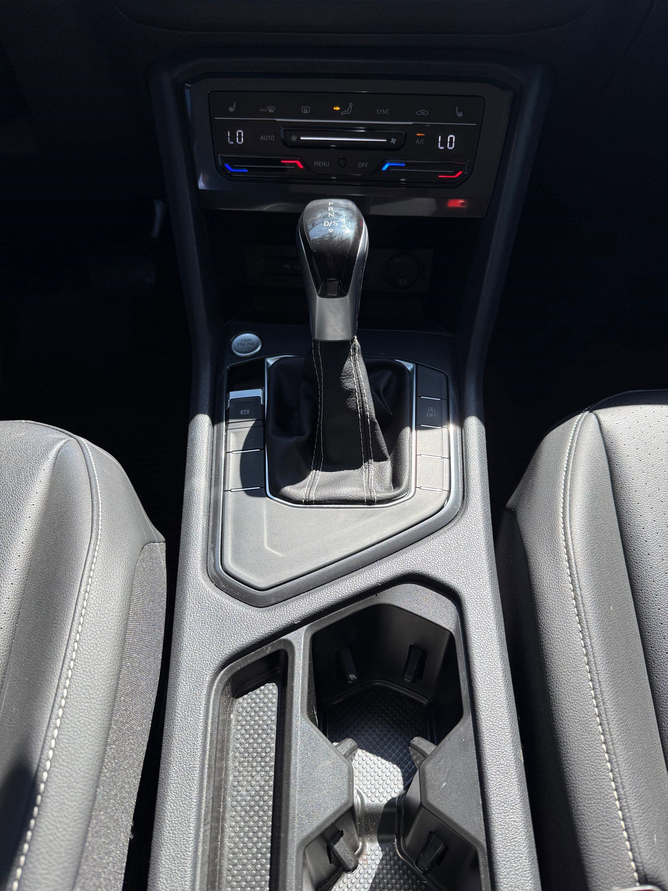 2023 Volkswagen Tiguan SE photo 15