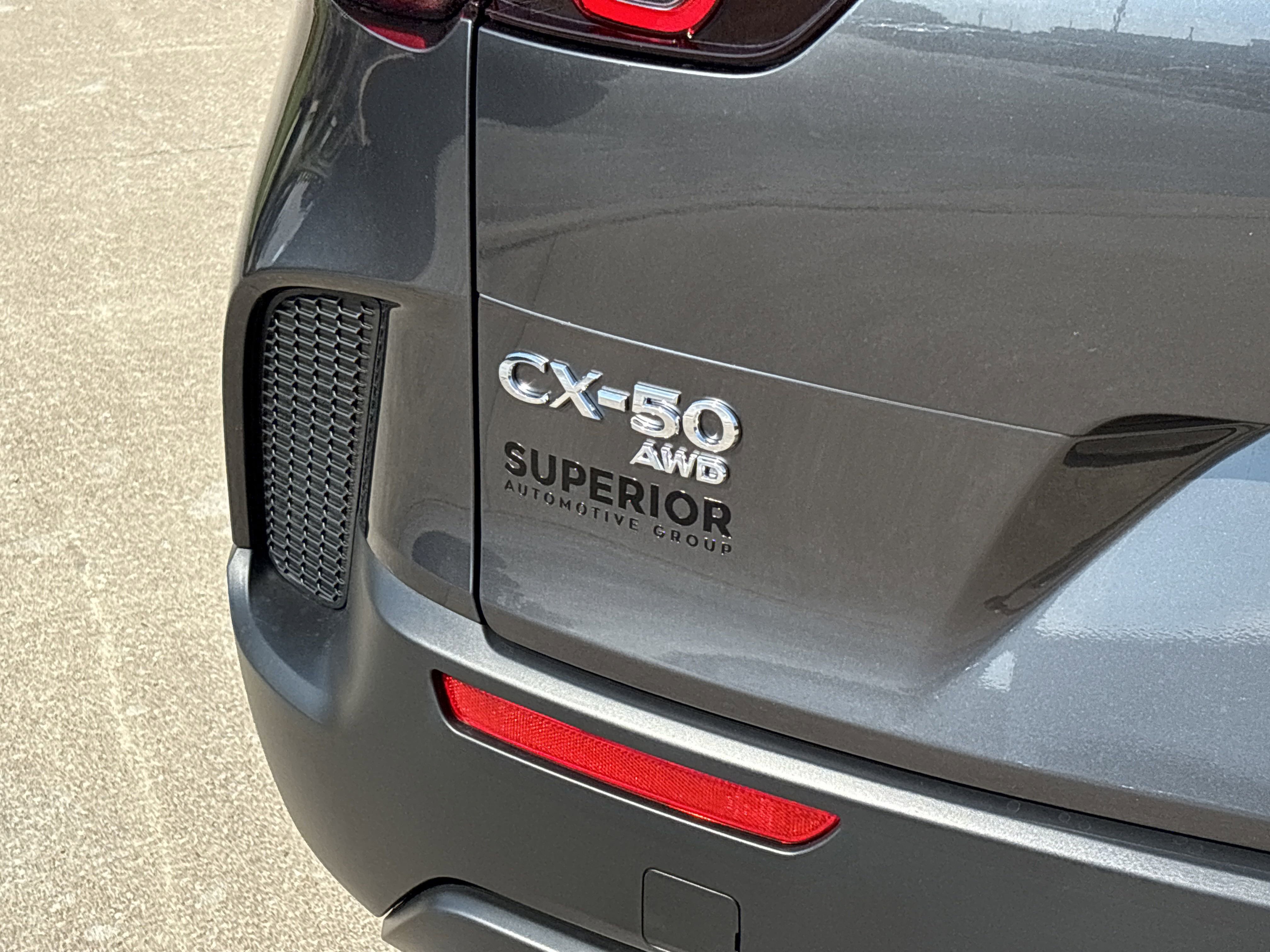 2025 Mazda CX-50 2.5 S Premium photo 2