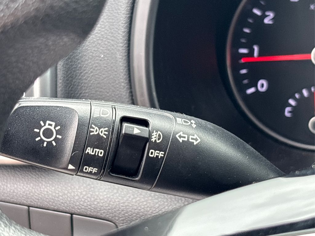 2020 Kia Sportage LX photo 21