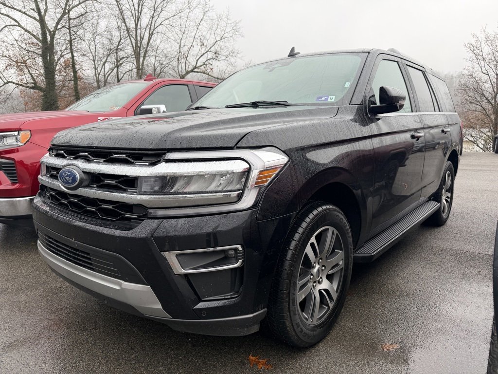 2024 Ford Expedition Limited's photo