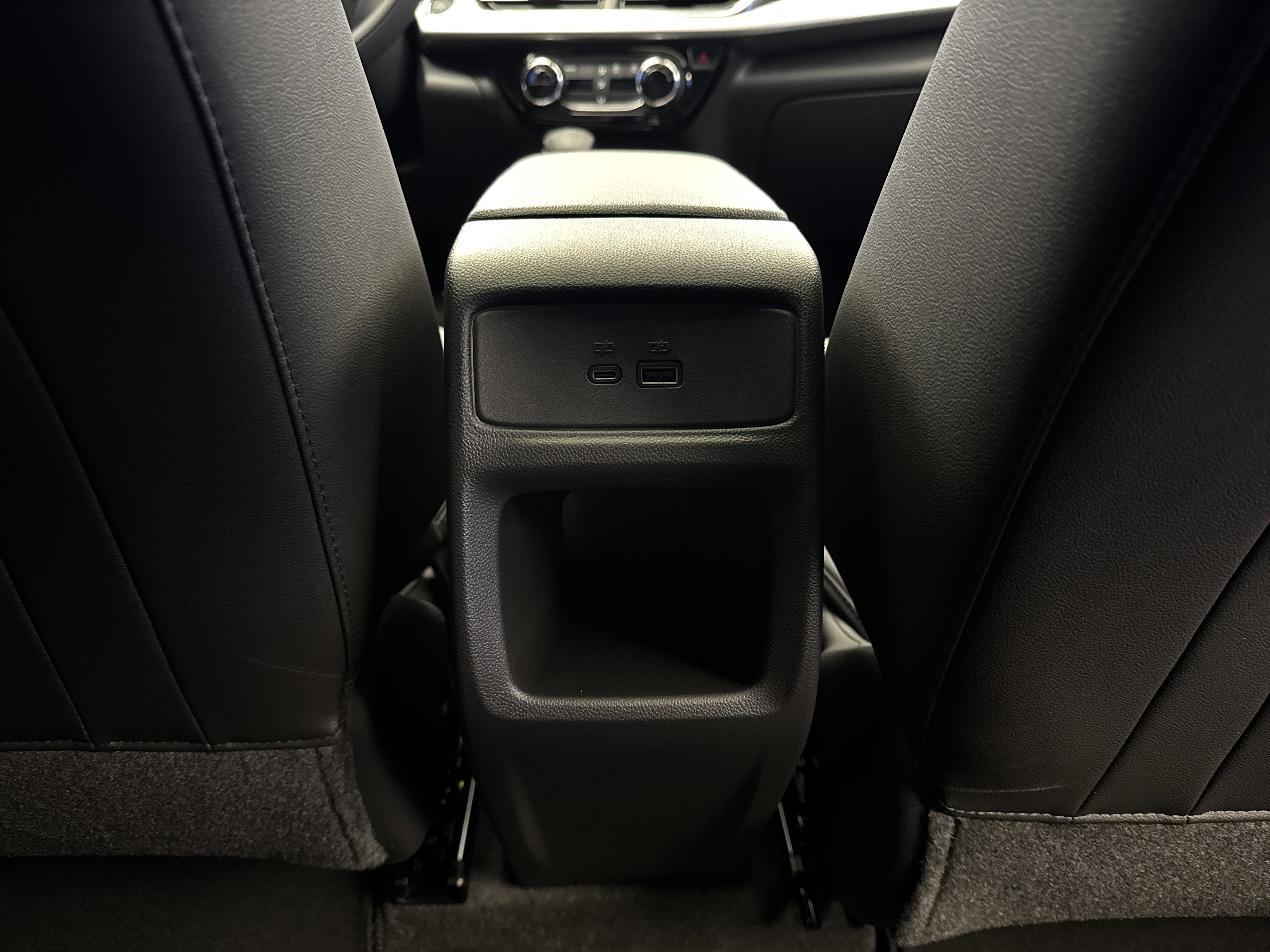 2026 Chevrolet Trax LT photo 4