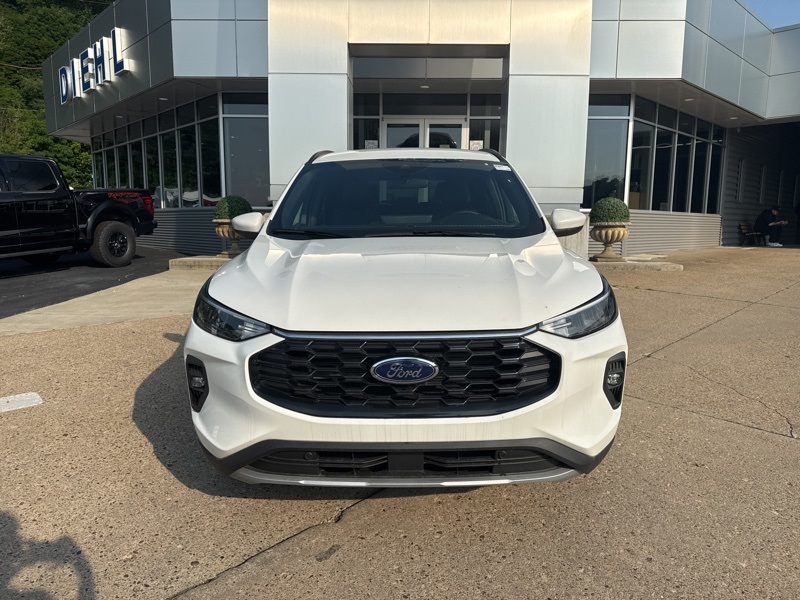 2025 Ford Escape Hybrid ST-Line Select photo 2