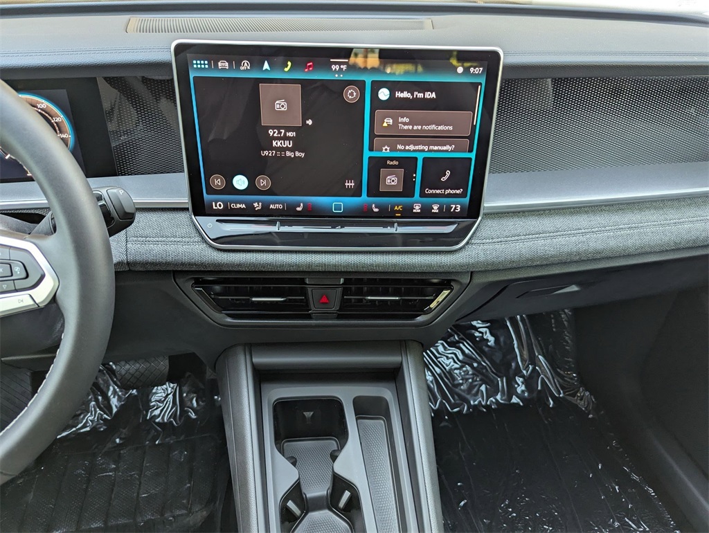 2025 Volkswagen Tiguan S photo 9