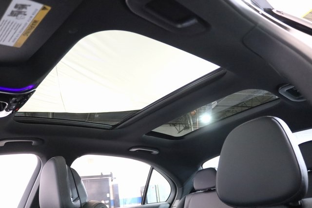 2025 Mercedes Benz C 300 4MATIC photo 6
