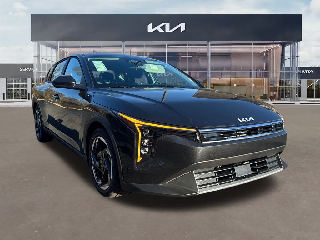 2025 Kia K4 EX's photo