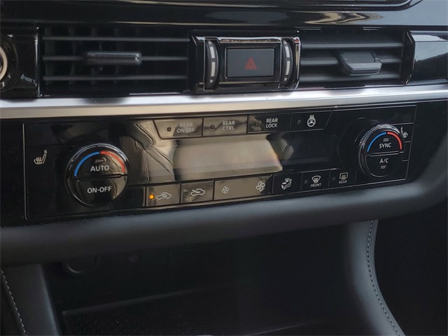 2024 Nissan Pathfinder SL photo 29