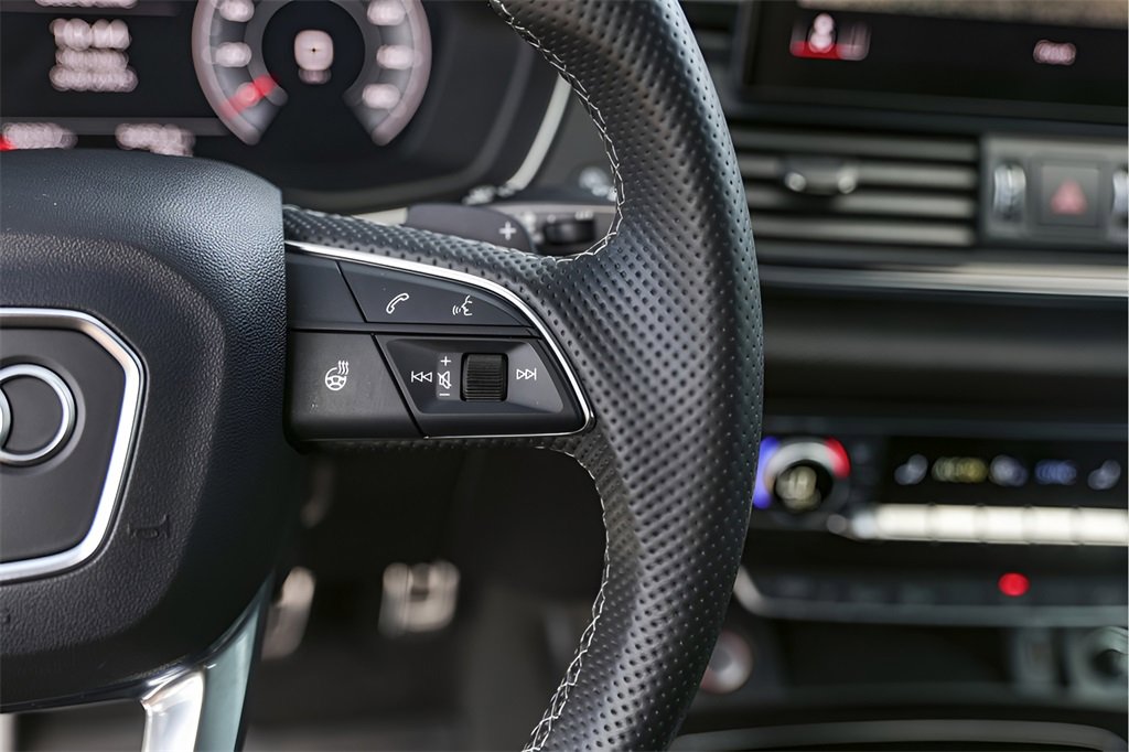 2023 Audi SQ5 Premium Plus photo 14