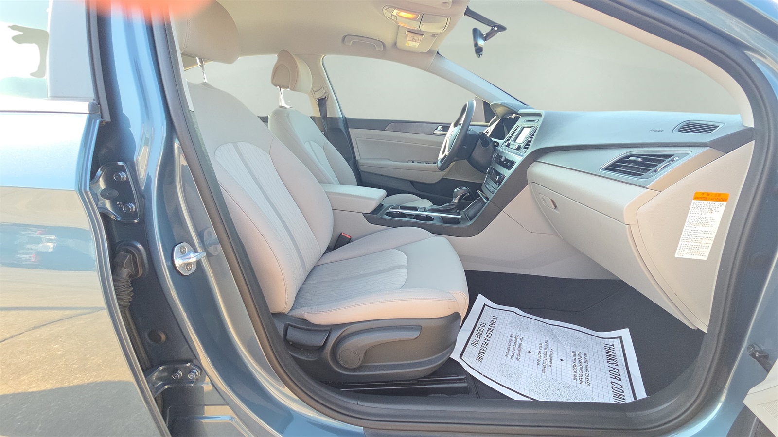 2016 Hyundai Sonata Hybrid SE photo 11