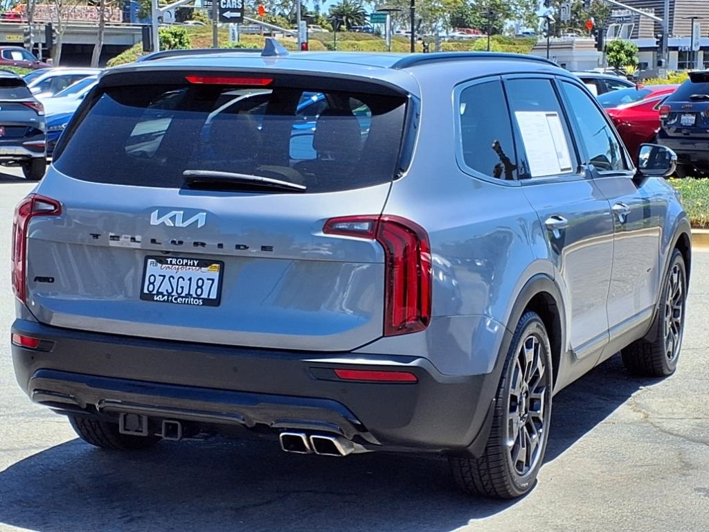 2022 Kia Telluride SX photo 3