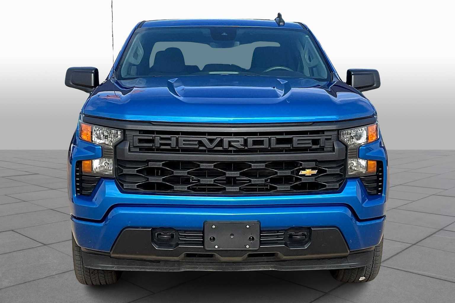 2022 Chevrolet Silverado 1500 Custom photo 3