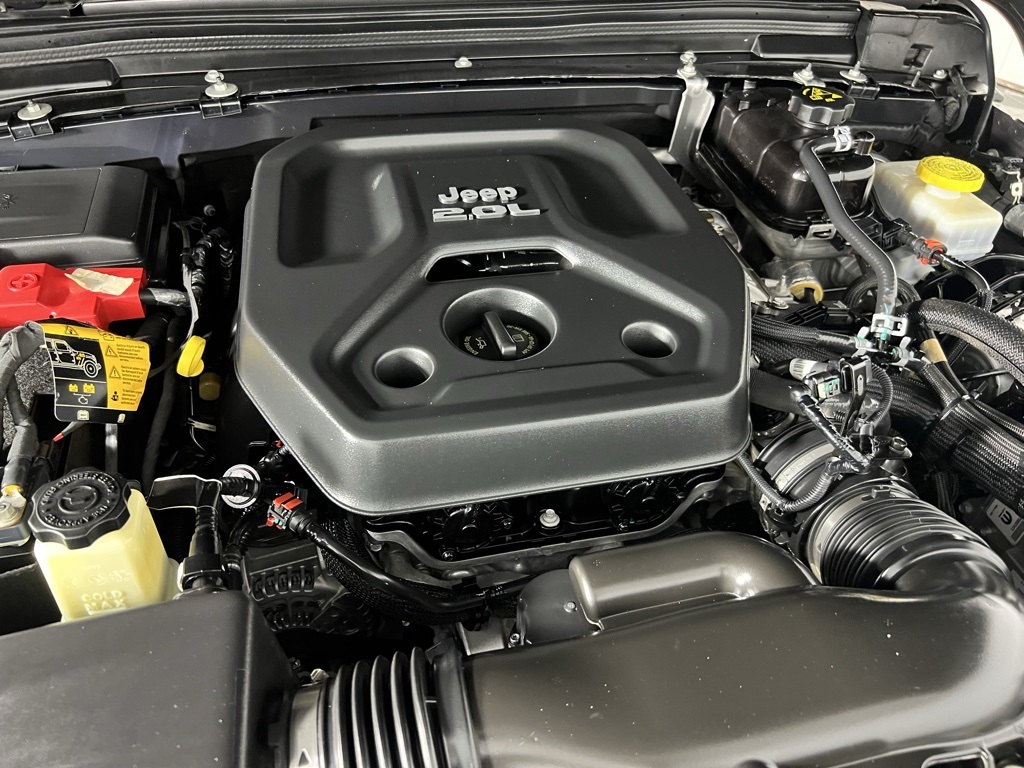 2021 Jeep Wrangler Unlimited Sport Altitude photo 30