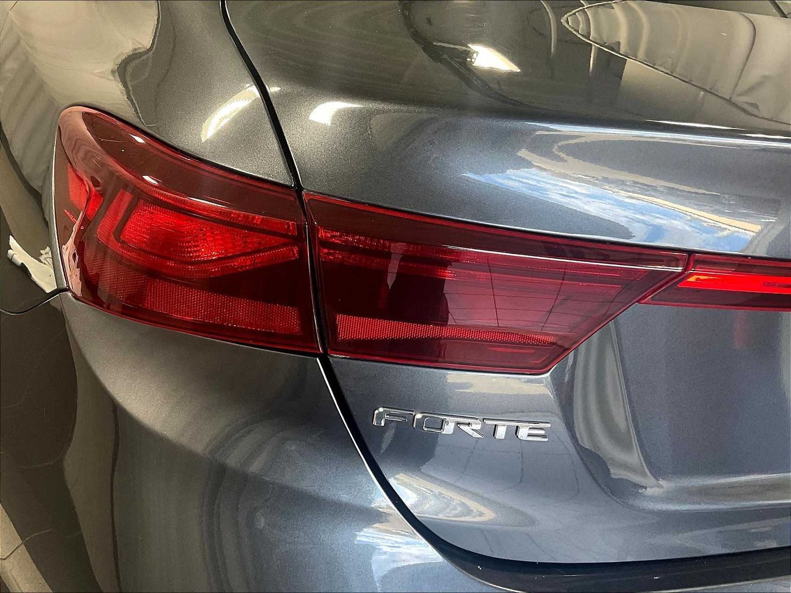 2021 Kia Forte LXS photo 33