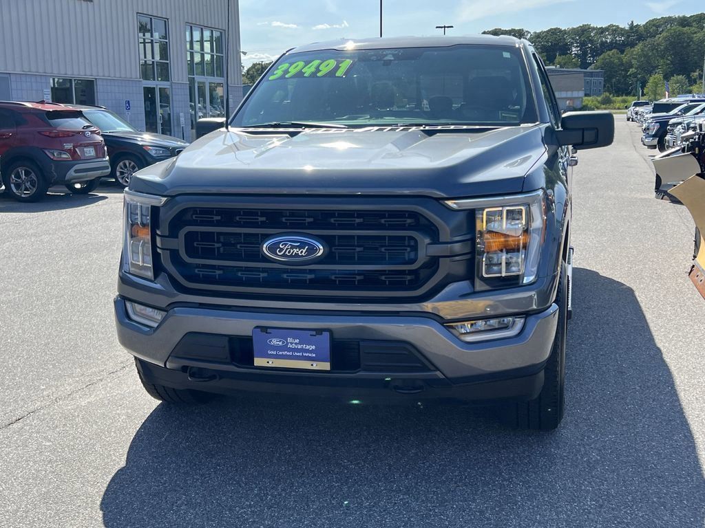 2022 Ford F-150 XLT photo 2