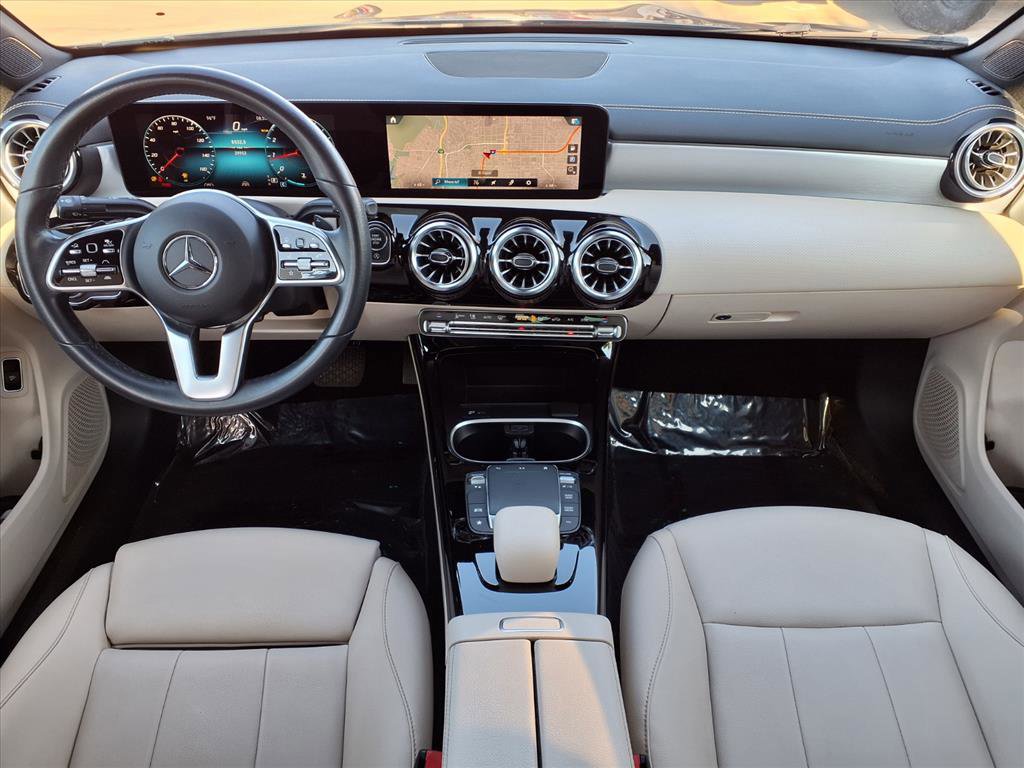 2022 Mercedes Benz CLA 250 photo 4