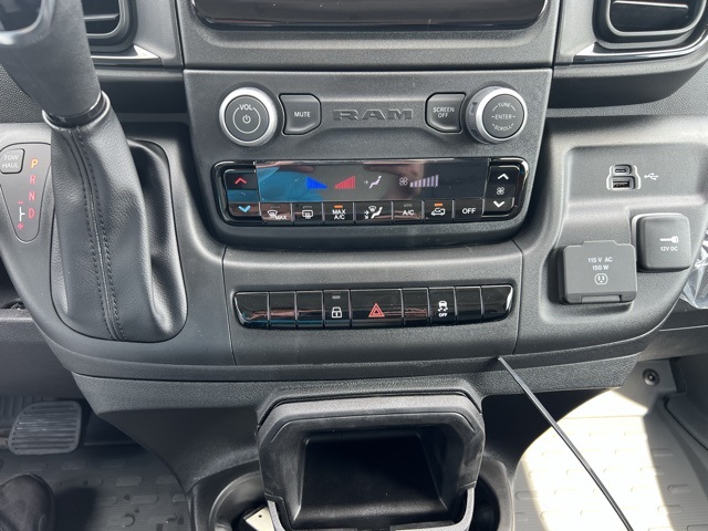 2025 Ram ProMaster 3500 photo 9
