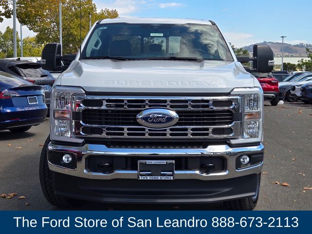 2026 Ford F-250 photo 3
