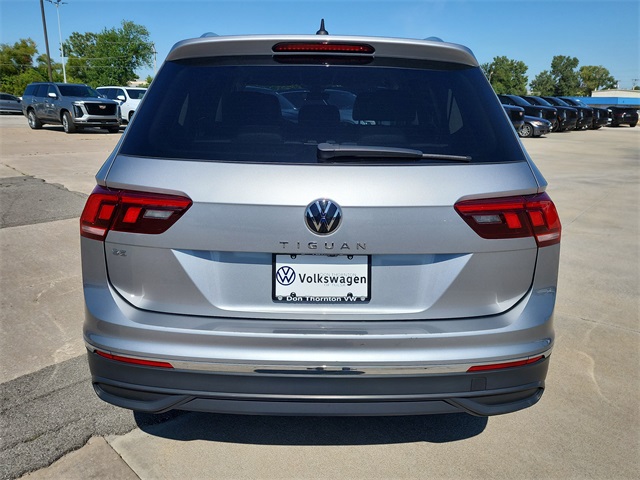 2024 Volkswagen Tiguan SE Wolfsburg Edition photo 2