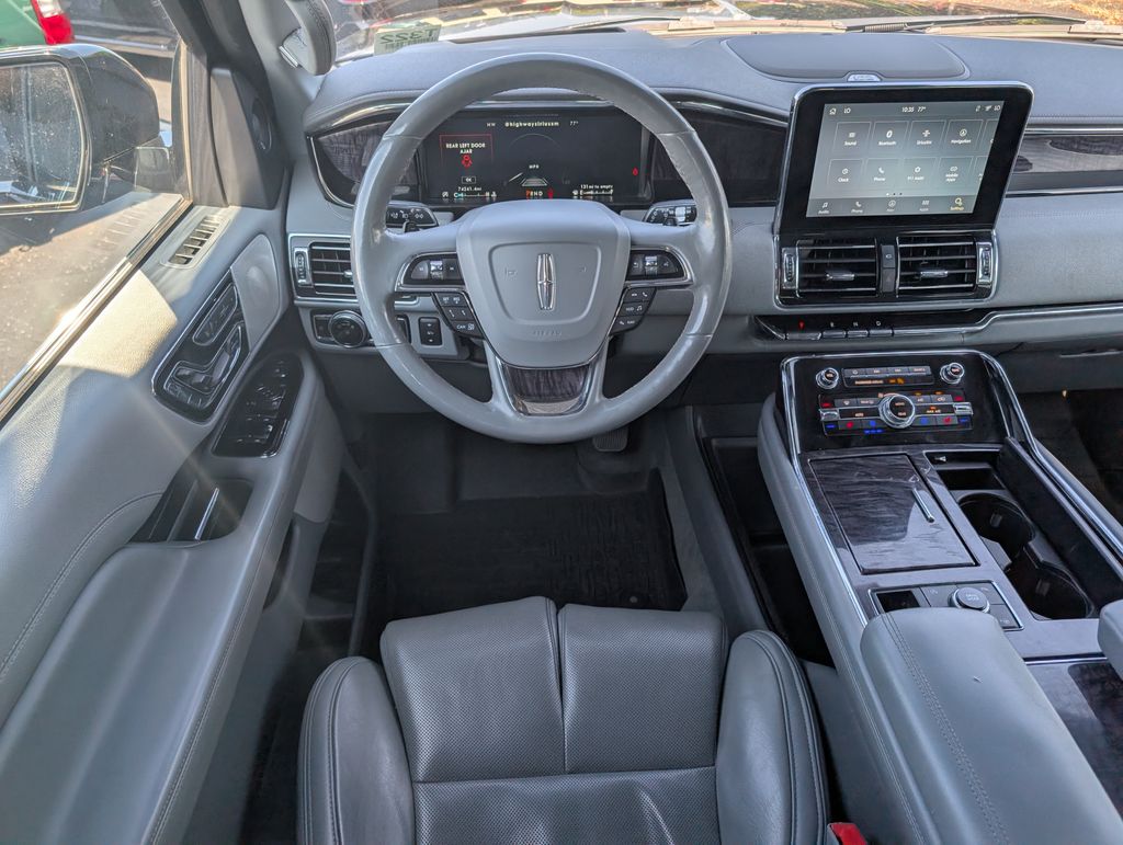 2021 Lincoln Navigator L Reserve photo 11