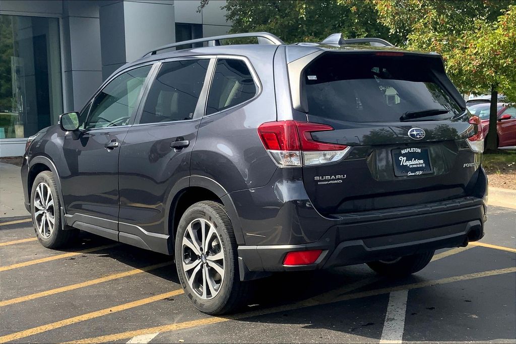2019 Subaru Forester Limited photo 8