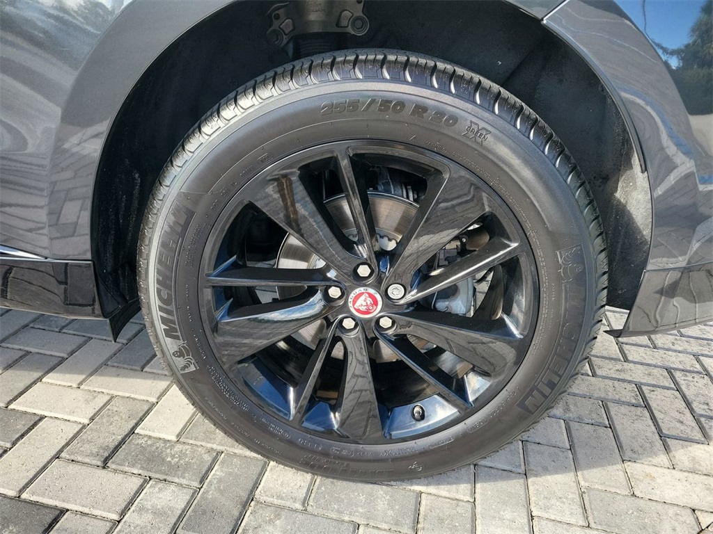 2021 Jaguar F-PACE P250 S photo 11