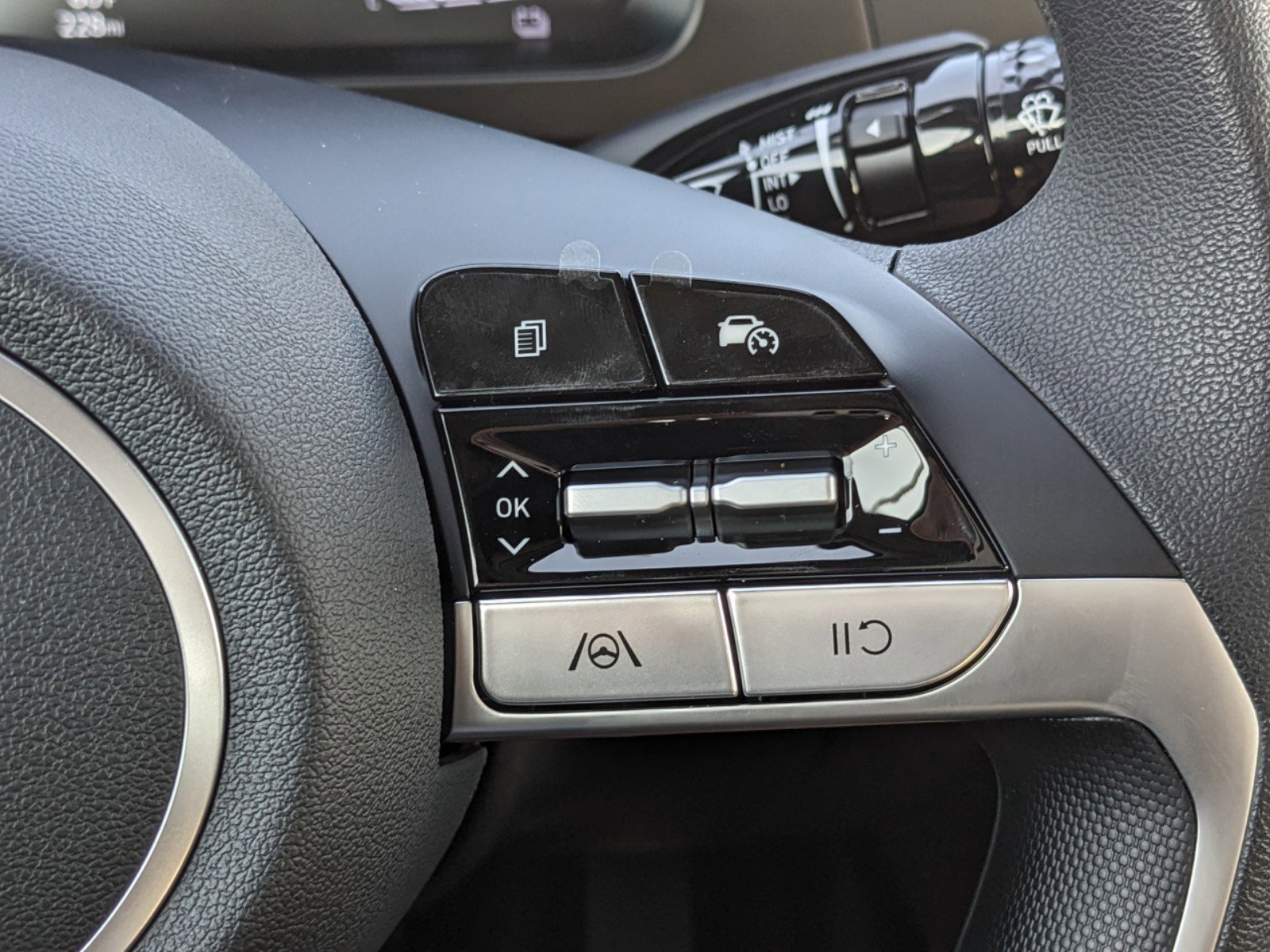 2025 Hyundai Elantra Blue SEL Sport photo 24