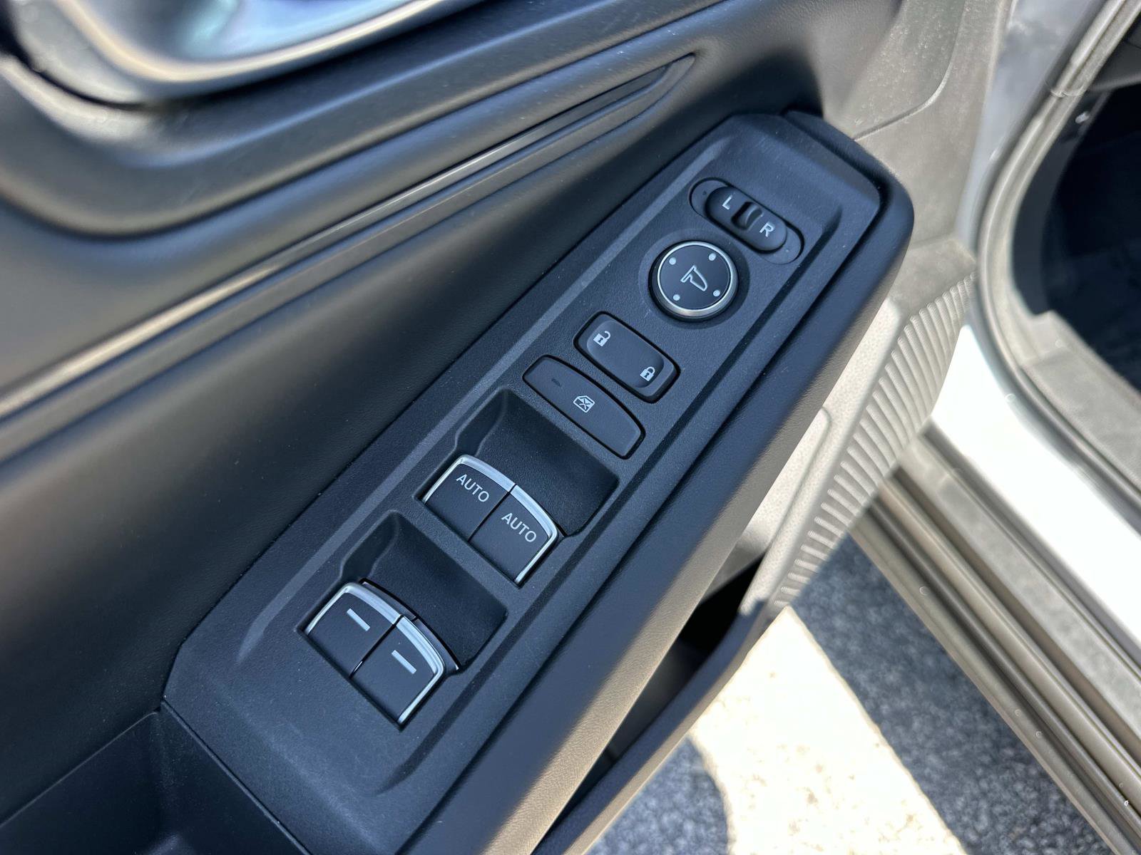2023 Honda Accord EX photo 16