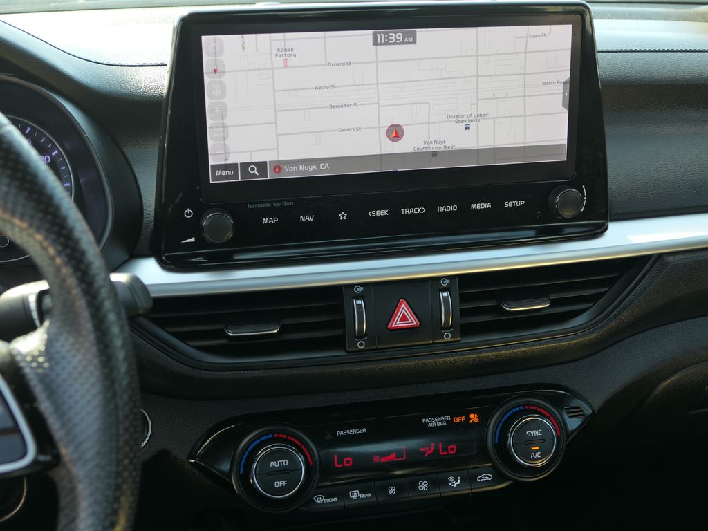 2023 Kia Forte GT-Line photo 15