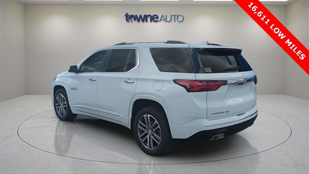 2022 Chevrolet Traverse High Country photo 3