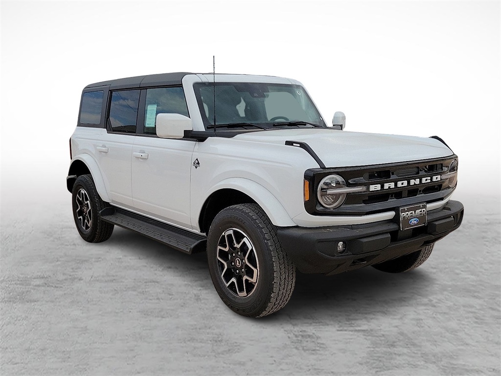 2025 Ford Bronco 4-Door Outer Banks's photo