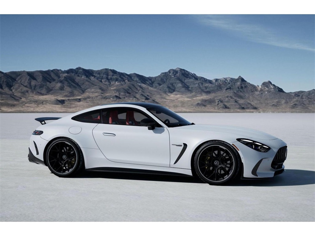 2025 Mercedes Benz AMG GT photo 13