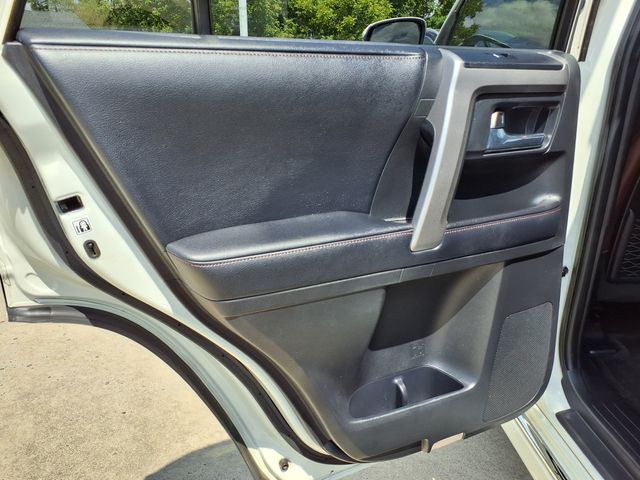 2017 Toyota 4Runner Limited photo 10