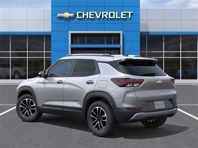 2026 Chevrolet Trailblazer LT photo 3