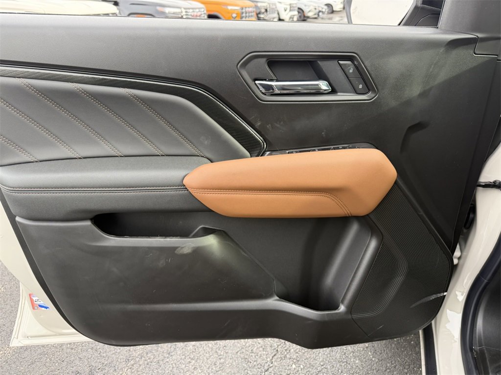 2026 GMC CANYON - Image 12