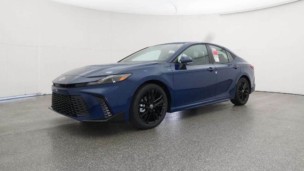 2025 Toyota Camry SE photo 6