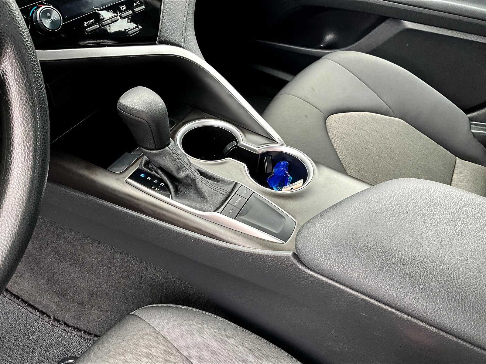 2024 Toyota Camry LE photo 18