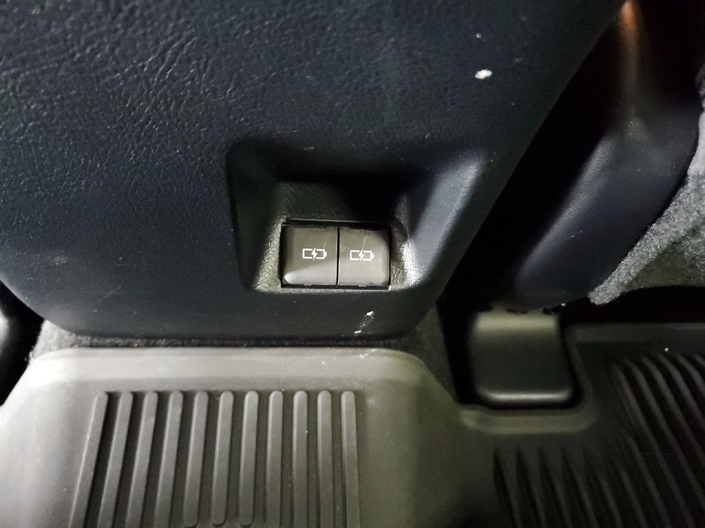 2024 Toyota 4Runner SR5 photo 11