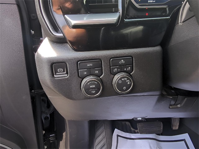 2023 Chevrolet Silverado 1500 LT photo 17