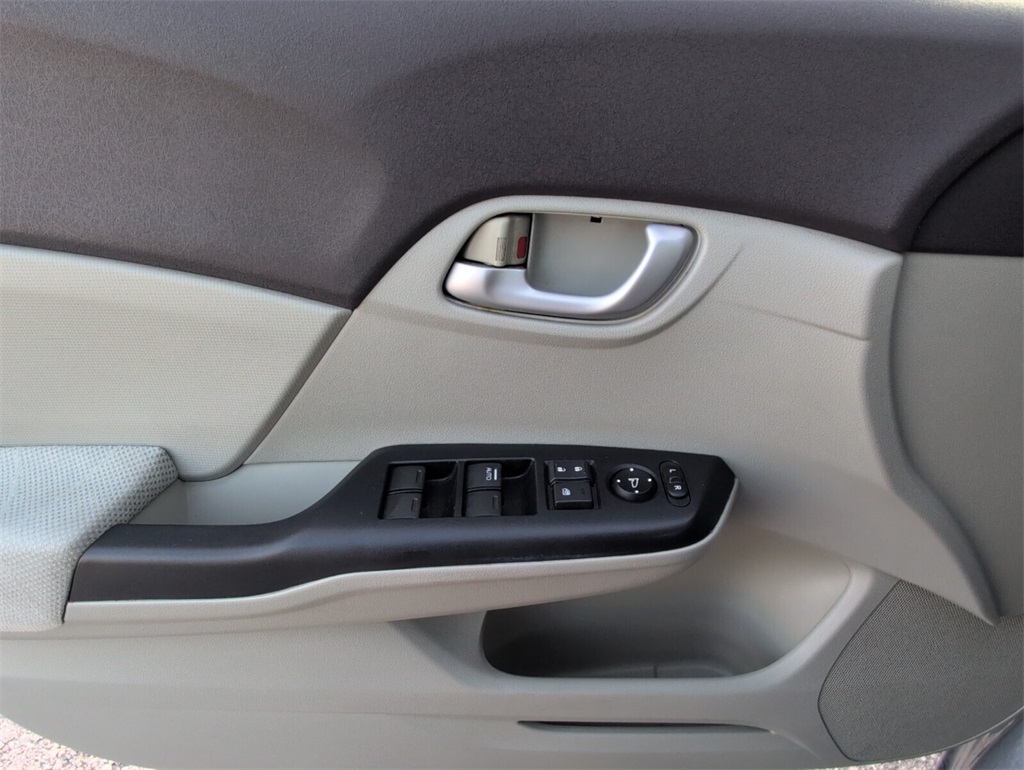 2012 Honda Civic LX photo 26