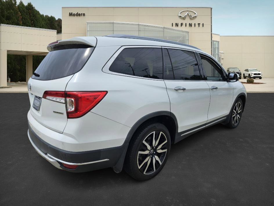 2022 Honda Pilot Touring photo 4