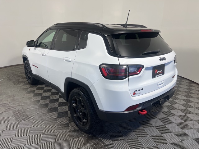 2023 Jeep Compass Trailhawk photo 3