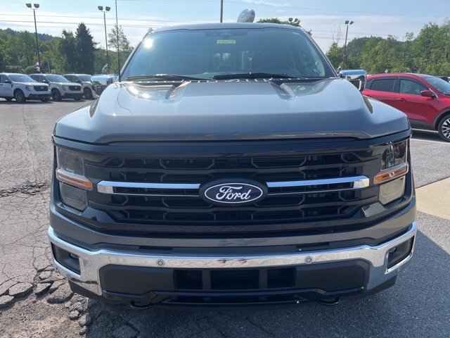 2024 Ford F-150 XLT photo 2