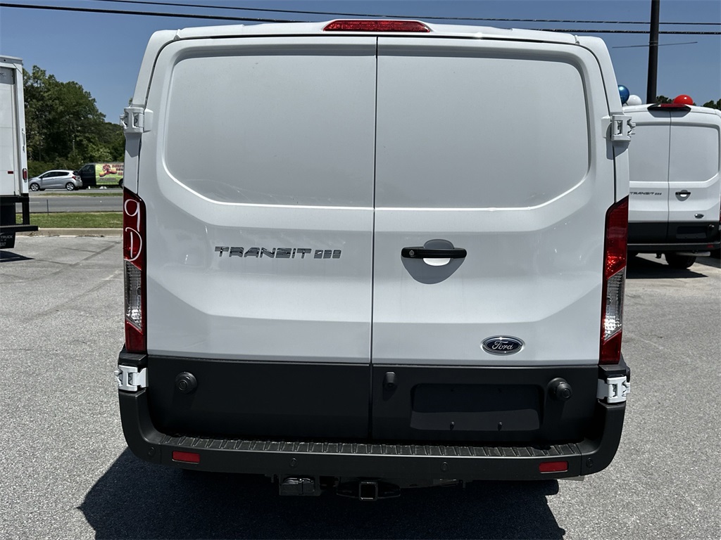 2024 Ford Transit Cargo Van photo 5