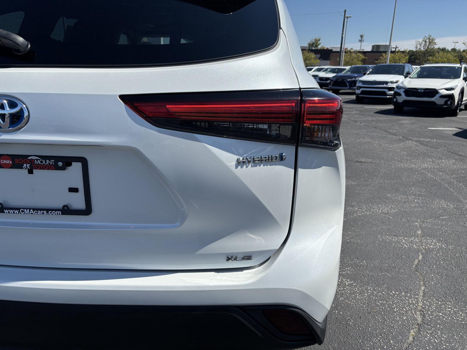 2022 Toyota Highlander Hybrid XLE photo 38