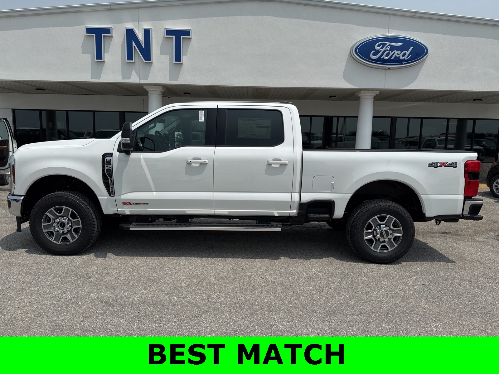 2025 Ford F-350 Super Duty Lariat's photo