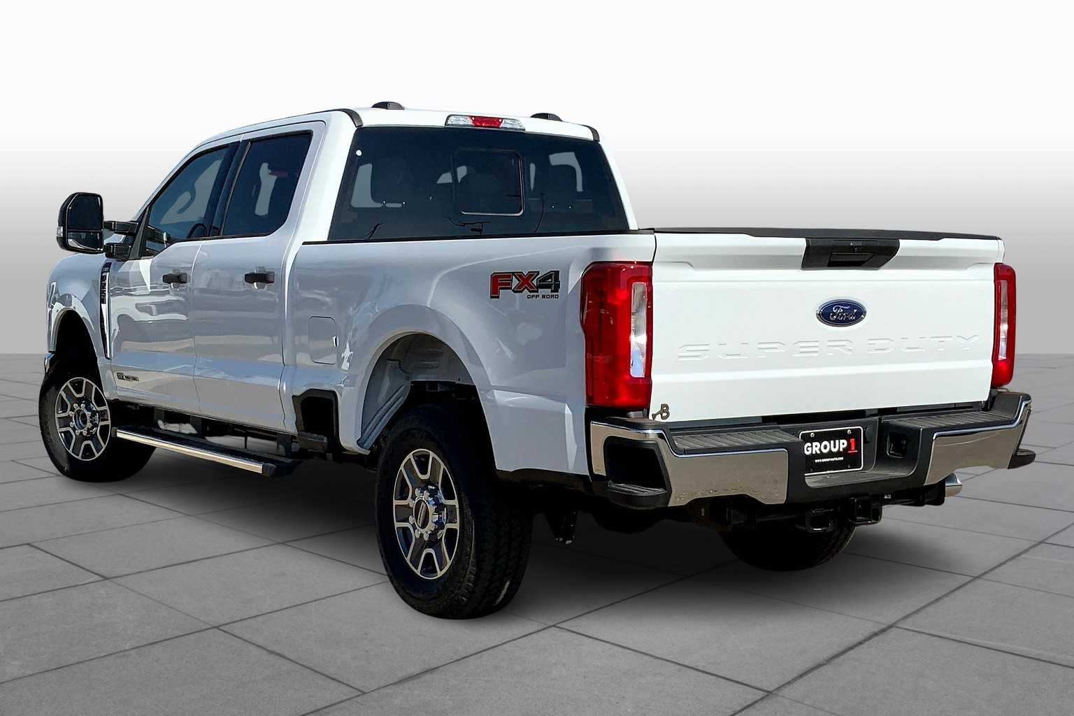 2025 Ford F-250 XLT photo 12